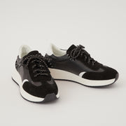 TENIS EN CUERO COLOR NEGRO MODERNO