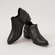 BOTA EN CUERO COLOR NEGRO AUDAZ