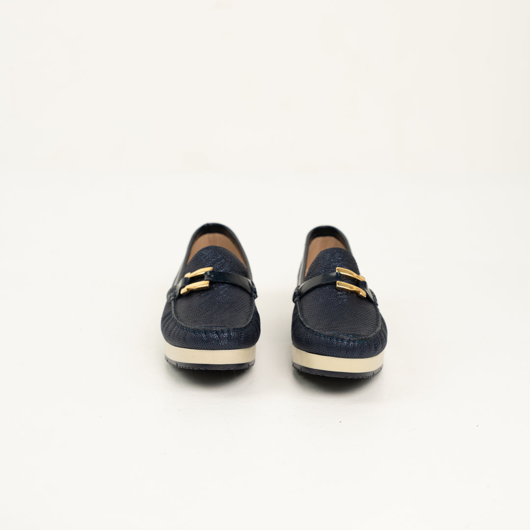 MOCASÍN EN CUERO COLOR AZUL ATRACTIVO