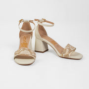 SANDALIA TIPO CUERO COLOR CHAMPAÑA X MARFIL