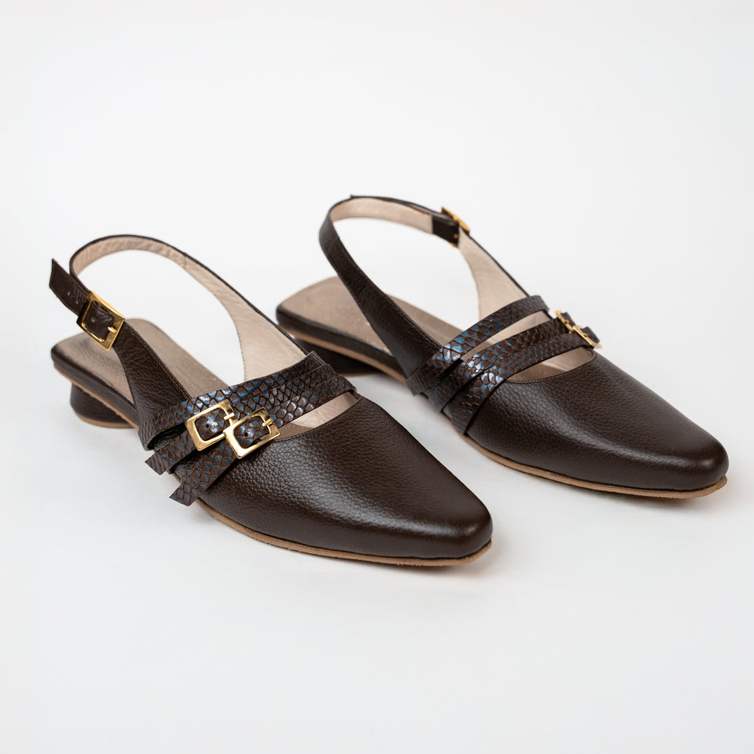 BALETA EN CUERO COLOR CAFÉ 3 HEBILLAS