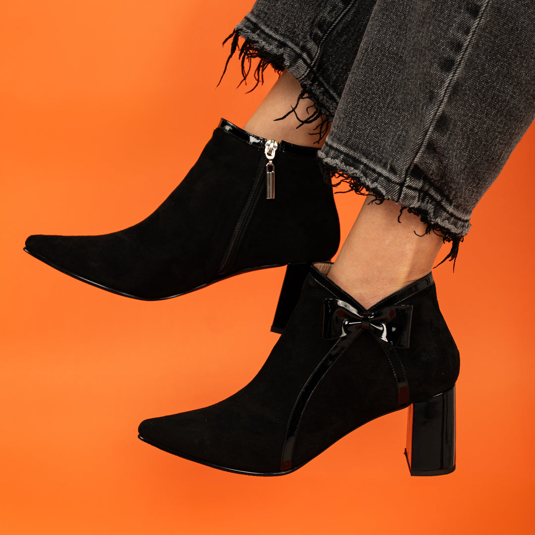 BOTA EN CUERO COLOR NEGRO BRÍO