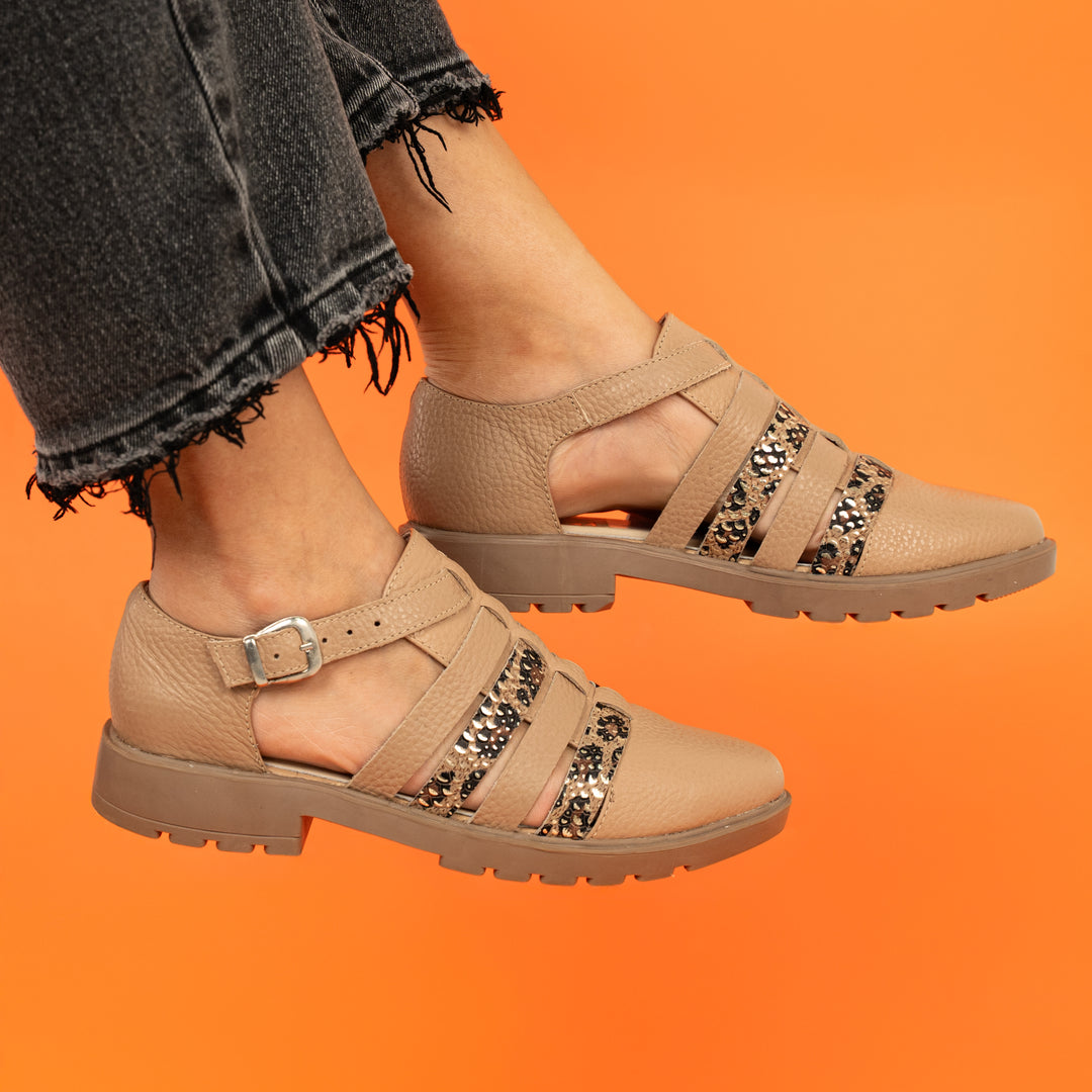 MAFALDA EN CUERO COLOR TAUPE X PRINT