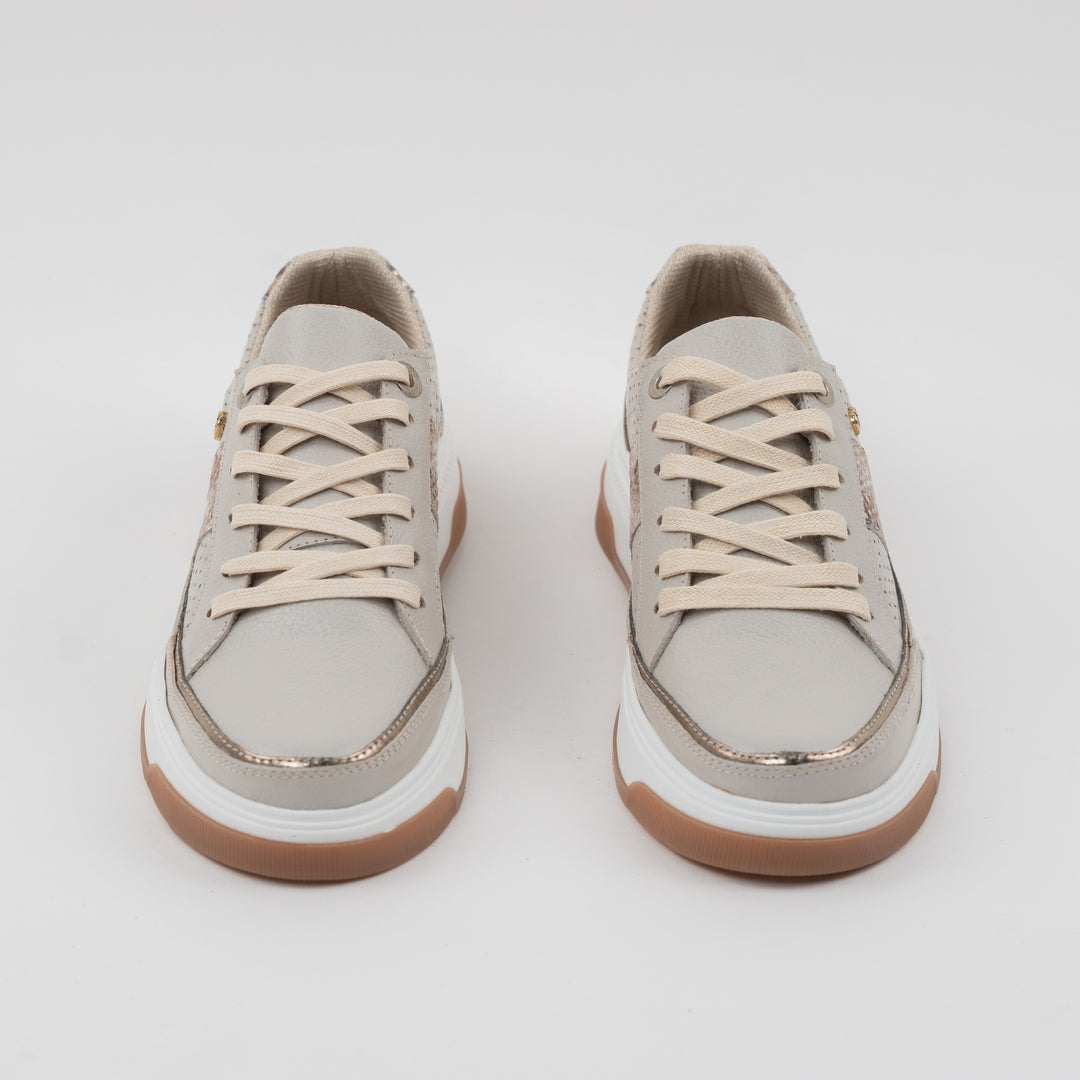TENIS EN CUERO COLOR TAUPE ELEGANTE