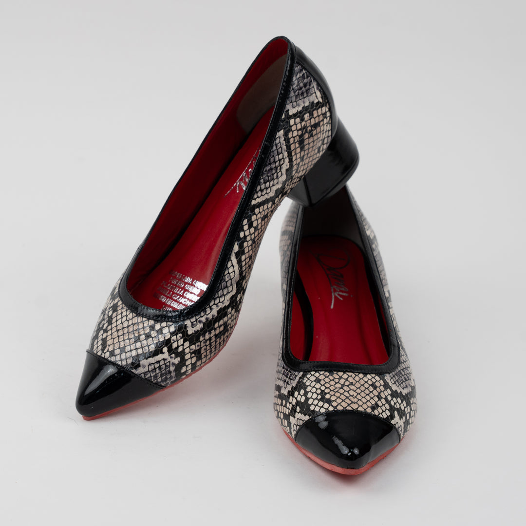 TACON EN CUERO COLOR NEGRO X PITON
