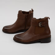 BOTA EN CUERO COLOR CAFÉ COÑAC