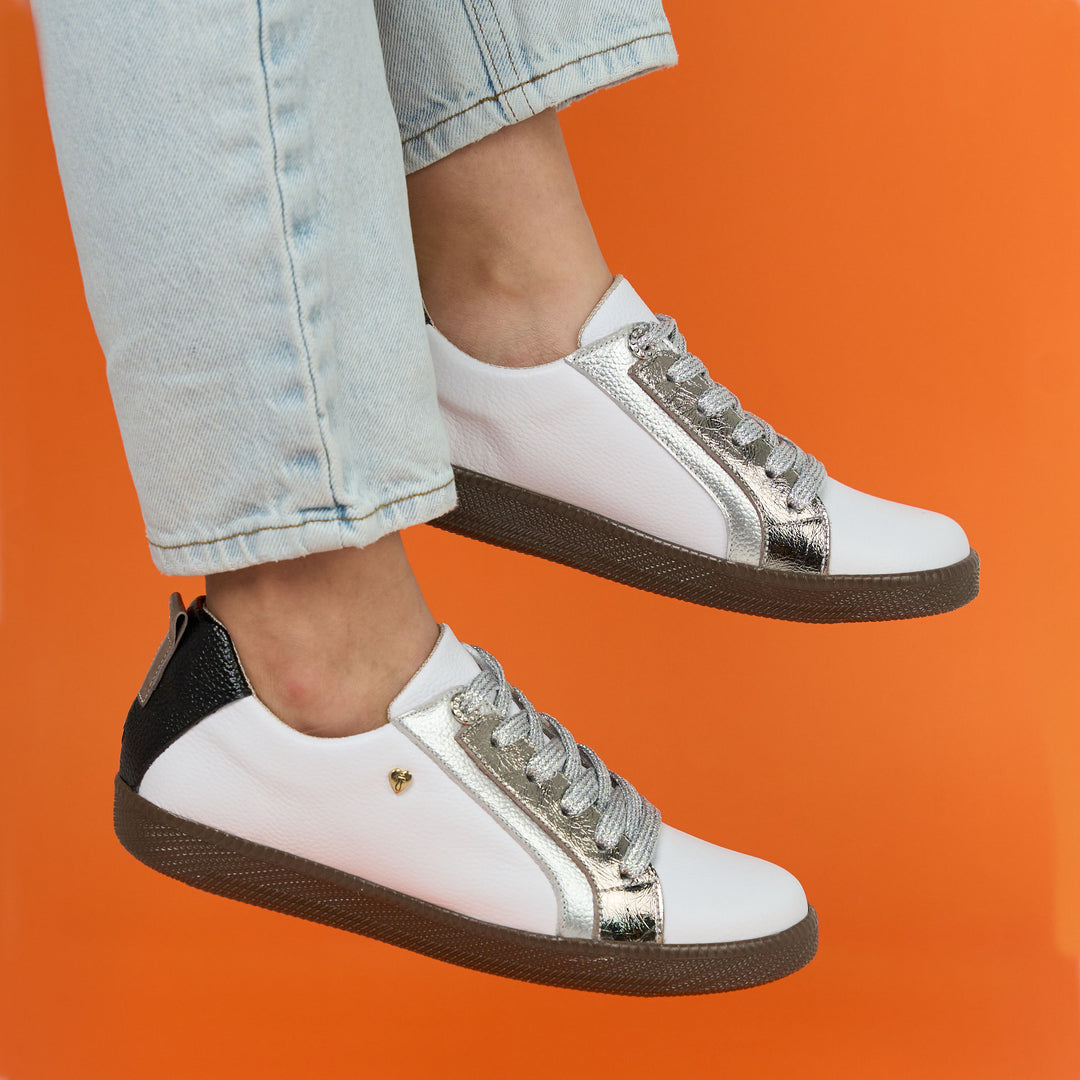 TENIS EN CUERO COLOR BLANCO X FUSIL X PLATA