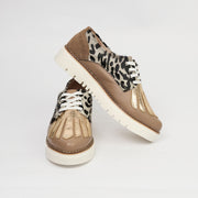 BOLICHERO EN CUERO COLOR TAUPE X PRINT