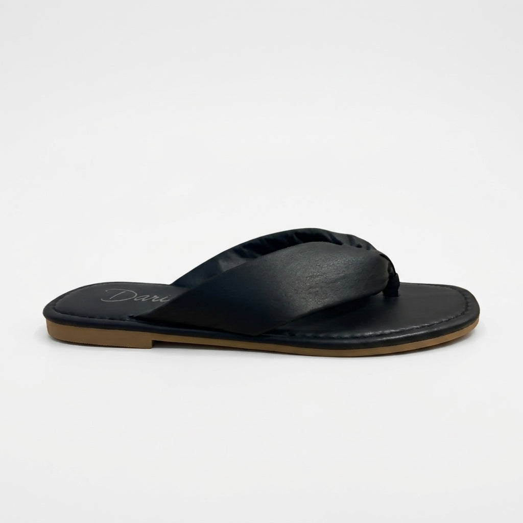 SANDALIA PLANA EN CUERO COLOR NEGRO CHIC