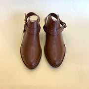 BOTA EN CUERO COLOR MIEL