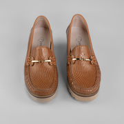MOCASÍN EN CUERO COLOR MIEL INNOVADOR