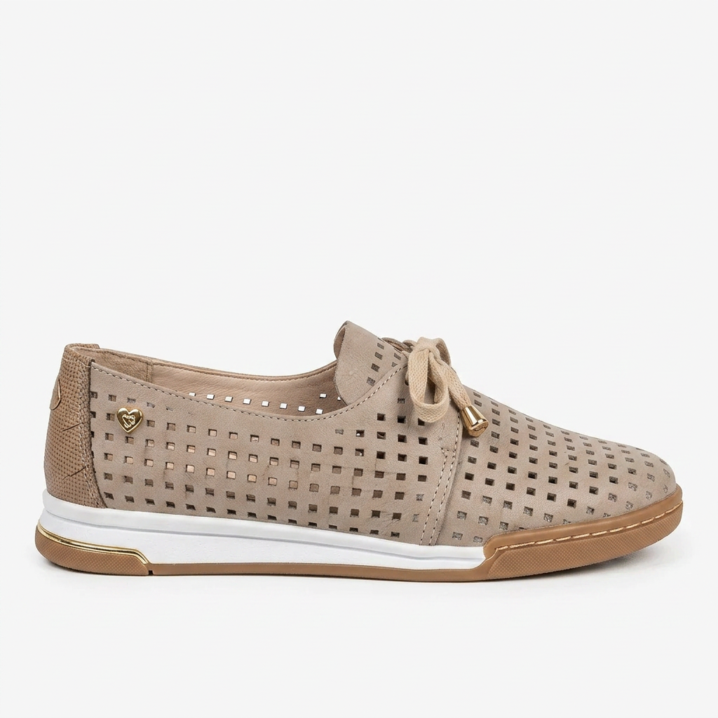 TENIS EN CUERO COLOR BEIGE CLÁSICO