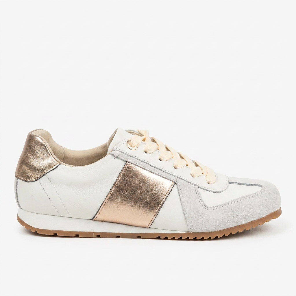 TENIS EN CUERO COLOR BLANCO DISTINTIVO
