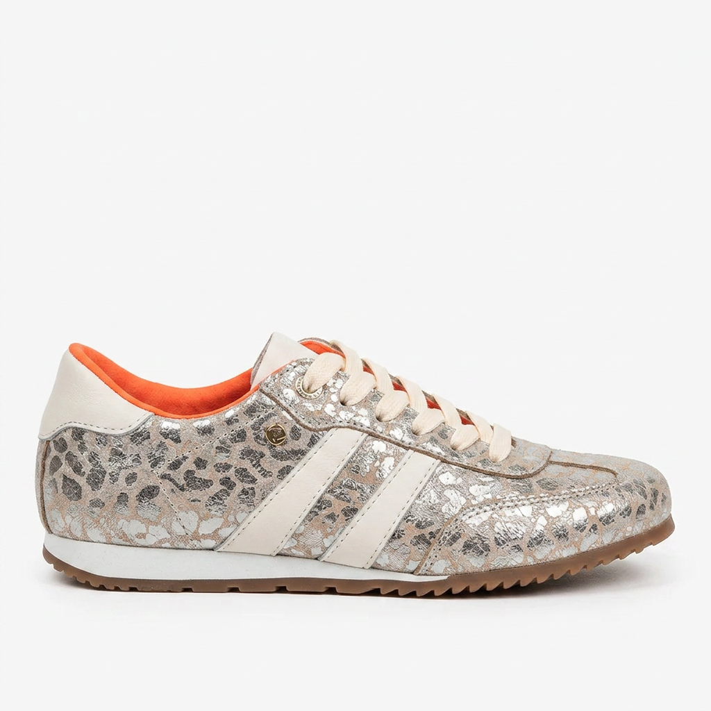TENIS EN CUERO COLOR PLATEADO
