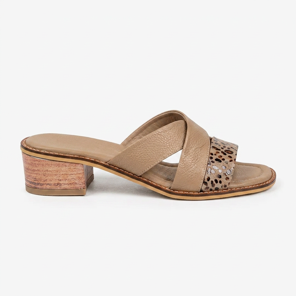 SANDALIA EN CUERO COLOR TAUPE X FOLIA