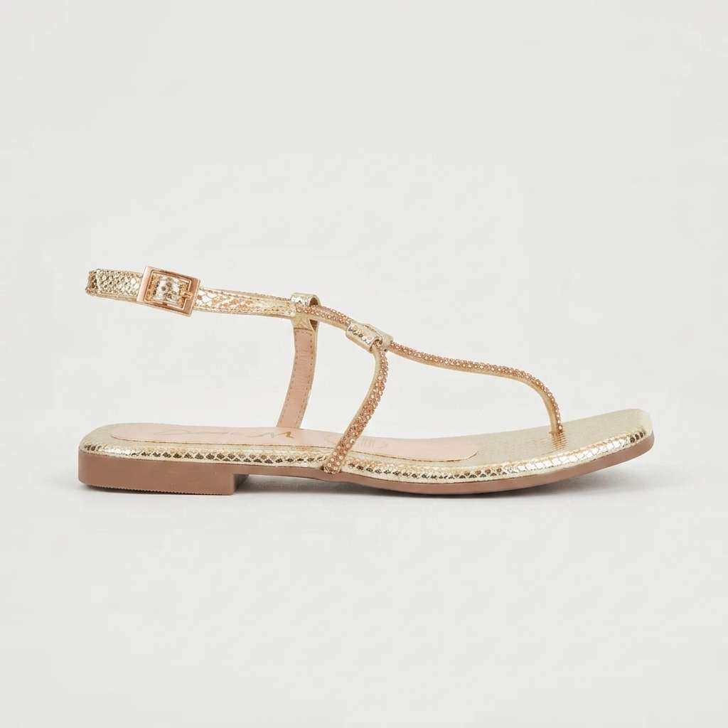 SANDALIA PLANA TIPO CUERO COLOR ORO ELEGANTE