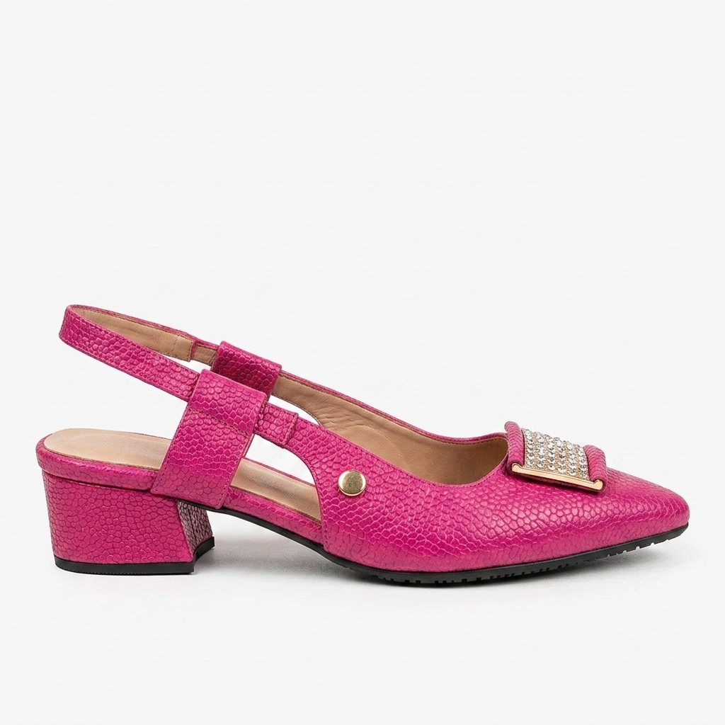 TACÓN EN CUERO COLOR FUCSIA