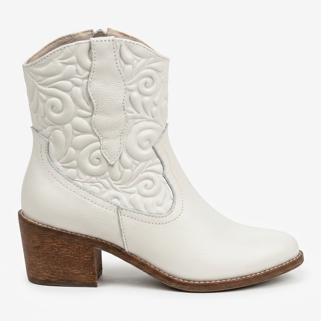 BOTA EN CUERO COLOR BLANCO HUESO CLÁSICO